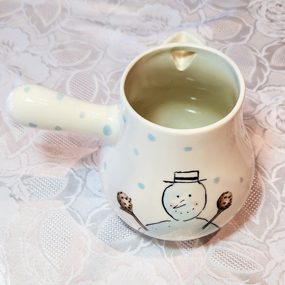 Vintage Rae Dunn, collectable coco/Hot Chocolate Pot. Snow man/ let it snow. - Picture 5 of 13